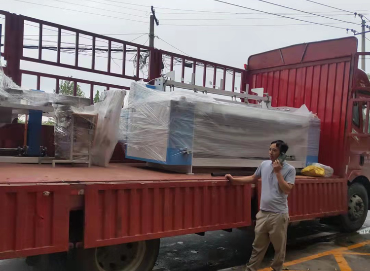 重庆市奉节县客户杨经理3.jpg